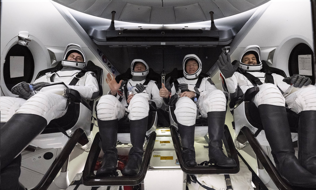 spacexs-dragon-spacecraft-returns-crew-and-critical