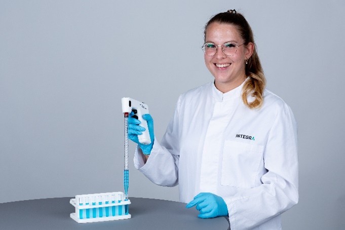 integra-biosciences-pioneers-ergonomic-serological